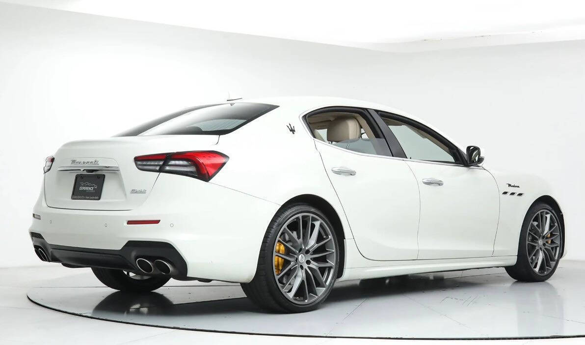 2022 Maserati Ghibli 7