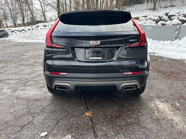 2020 Cadillac XT4 Premium Luxury