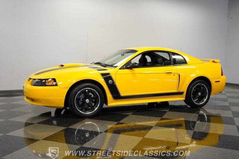 2004 Ford Mustang GT Deluxe