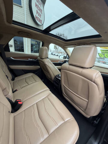 2017 Cadillac XT5 Platinum