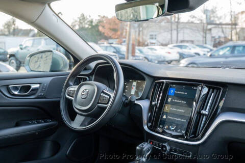 2020 Volvo S60 T5 Momentum