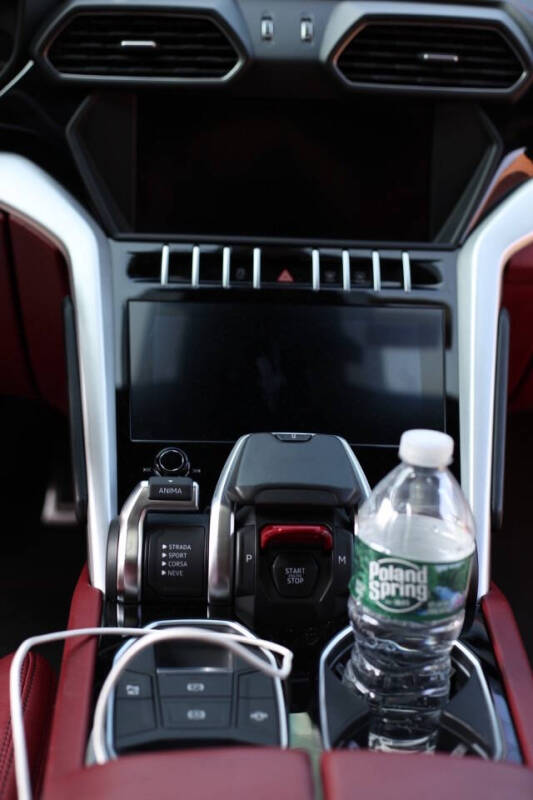 2019 Lamborghini Urus