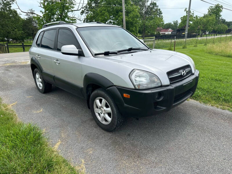 2005 Hyundai Tucson for sale at TRAVIS AUTOMOTIVE in Corryton TN