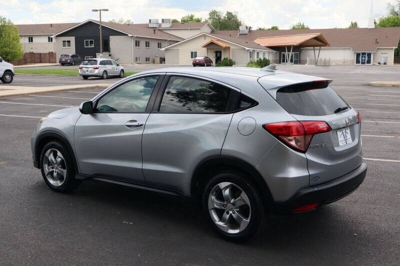 2017 Honda HR-V LX
