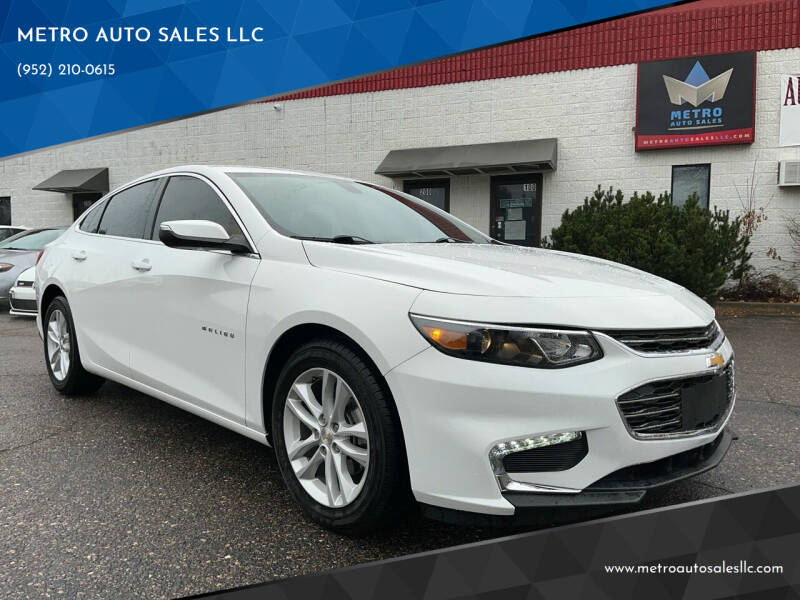 2017 Chevrolet Malibu for sale at METRO AUTO SALES LLC in Lino Lakes MN