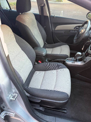 2015 Chevrolet Cruze LS Auto