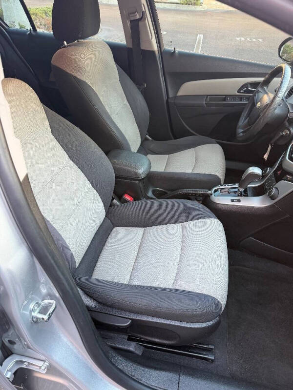 2015 Chevrolet Cruze LS Auto