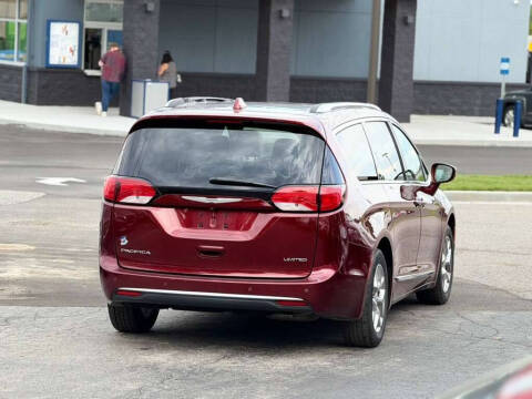 2017 Chrysler Pacifica Limited