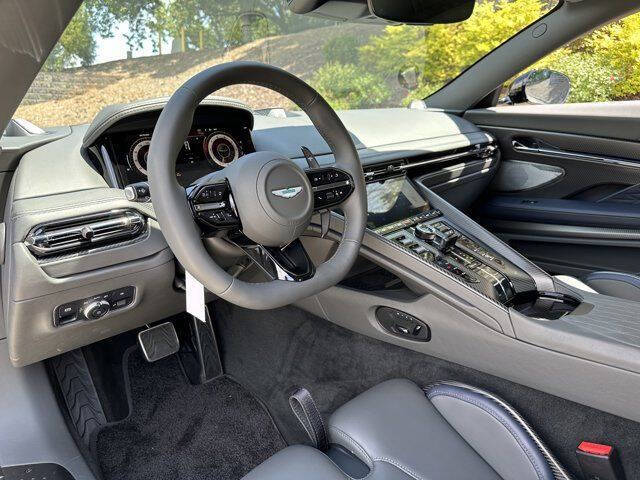 2024 Aston Martin DB12 V8