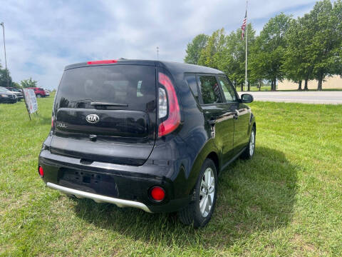 2017 Kia Soul +