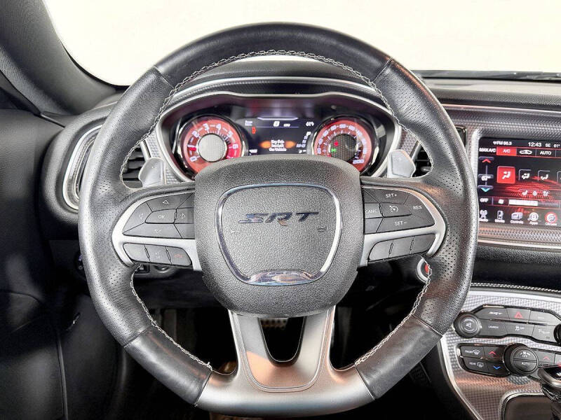2015 Dodge Challenger SRT Hellcat