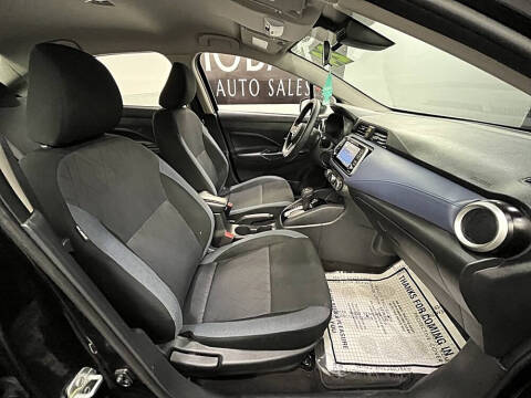 2024 Nissan Versa SV