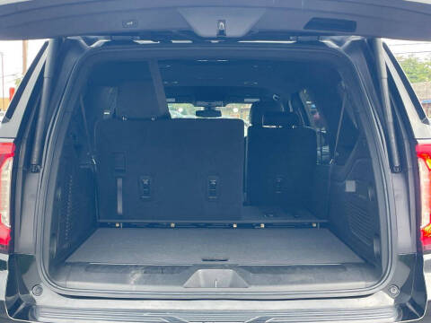 2022 GMC Yukon XL SLT