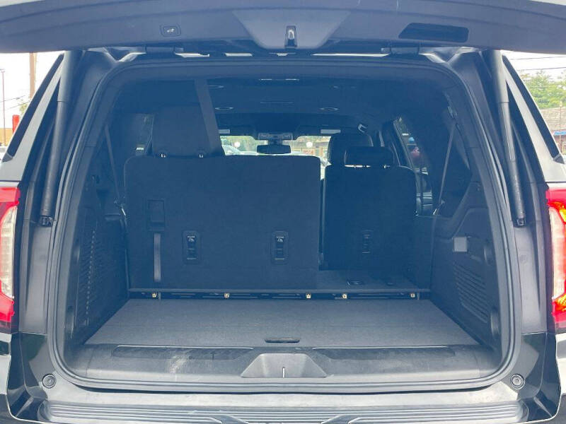 2022 GMC Yukon XL SLT