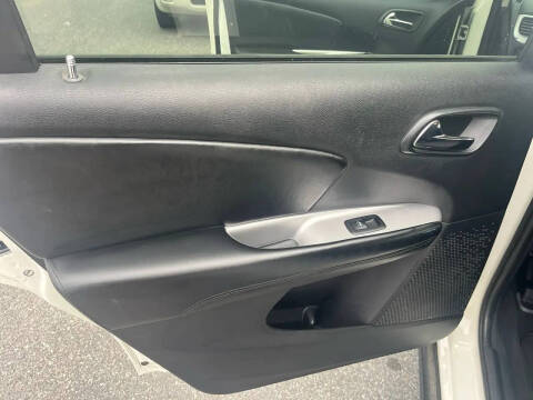 2013 Dodge Journey SE