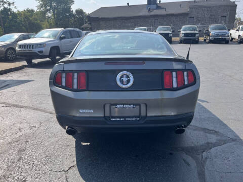2011 Ford Mustang V6