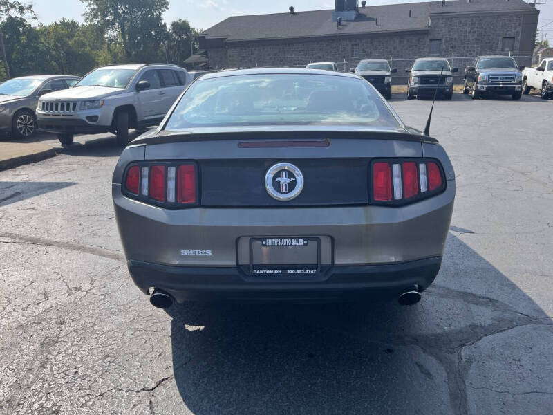 2011 Ford Mustang V6