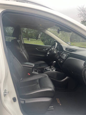 2017 Nissan Rogue Sport SL