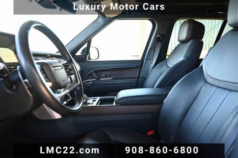 2023 Land Rover Range Rover P530 SE