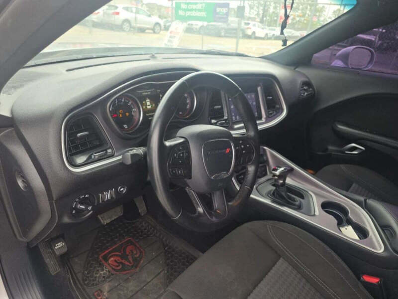 2020 Dodge Challenger SXT