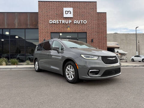 2022 Chrysler Pacifica Touring L