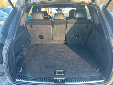 2014 Porsche Cayenne GTS