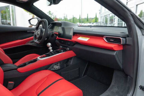 2025 Lotus Emira V6 Base