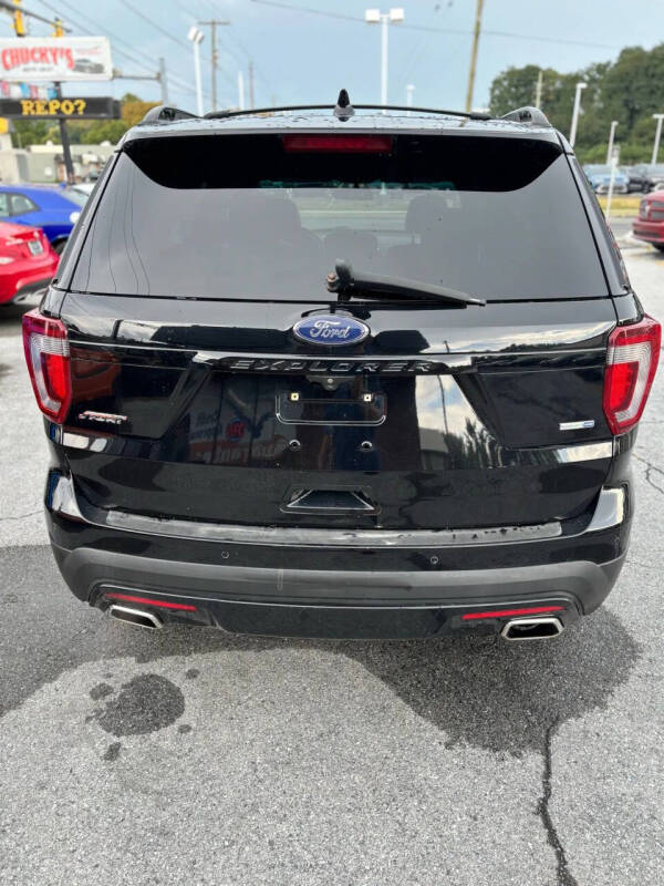 2016 Ford Explorer Sport