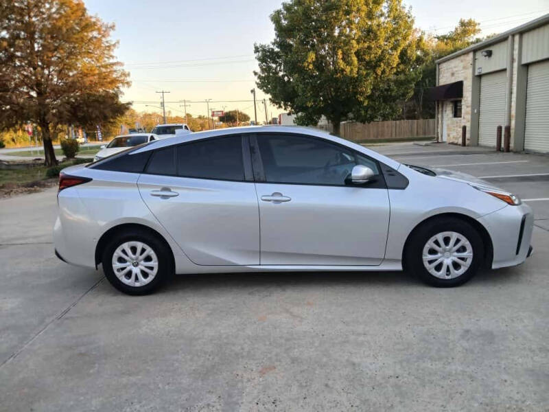 2021 Toyota Prius L Eco