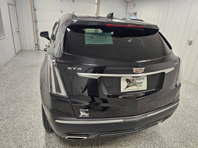 2022 Cadillac XT5 Sport