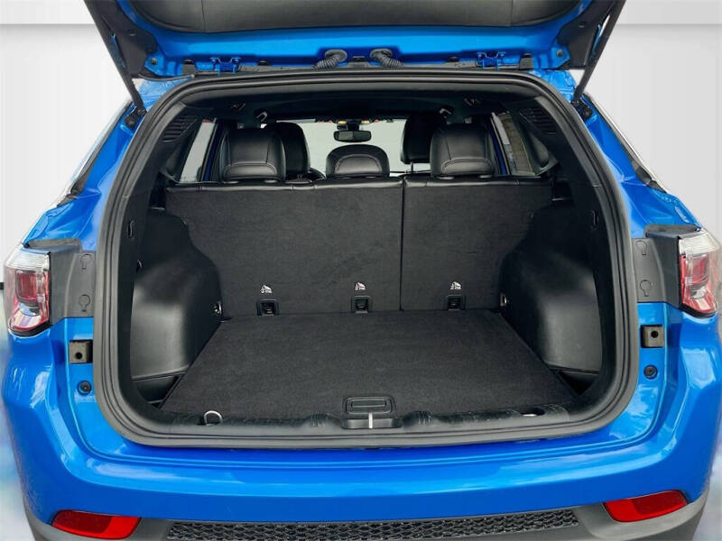 2023 Jeep Compass Latitude Lux