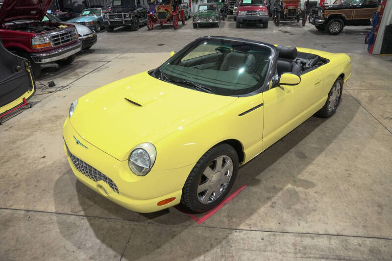 2002 Ford Thunderbird Deluxe