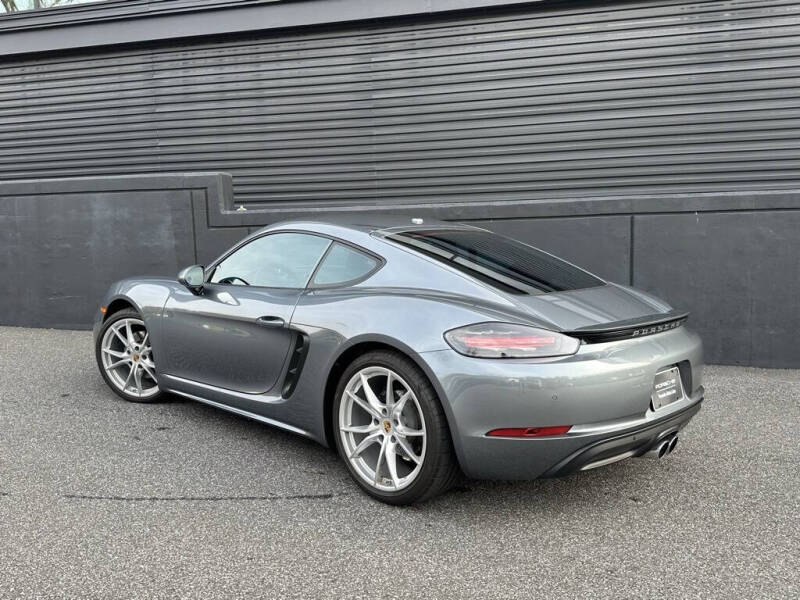 2025 Porsche 718 Cayman