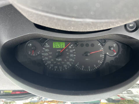 2005 Ford Focus ZX5 SE