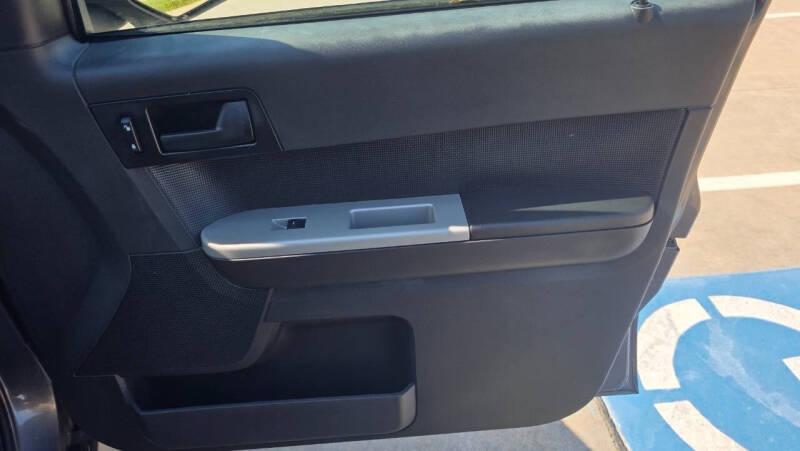 2011 Ford Escape XLT