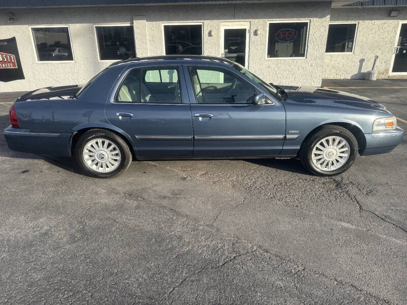 2009 Mercury Grand Marquis LS