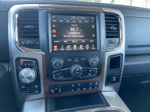 2017 RAM 1500 Laramie