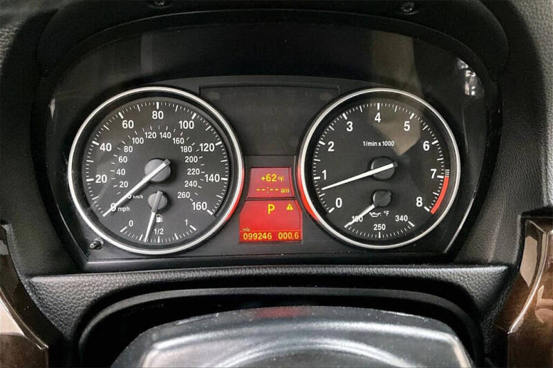 2012 BMW 3 Series 328i