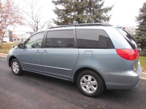 2008 Toyota Sienna LE 7-Passenger