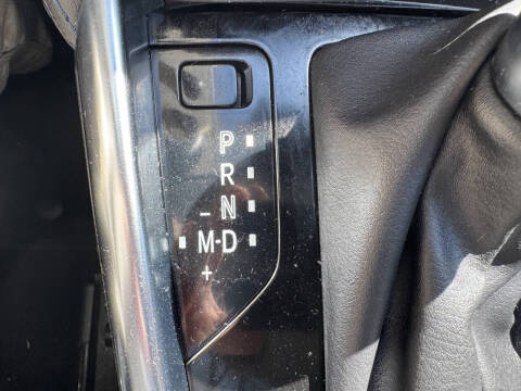 2020 Toyota Yaris Hatchback XLE