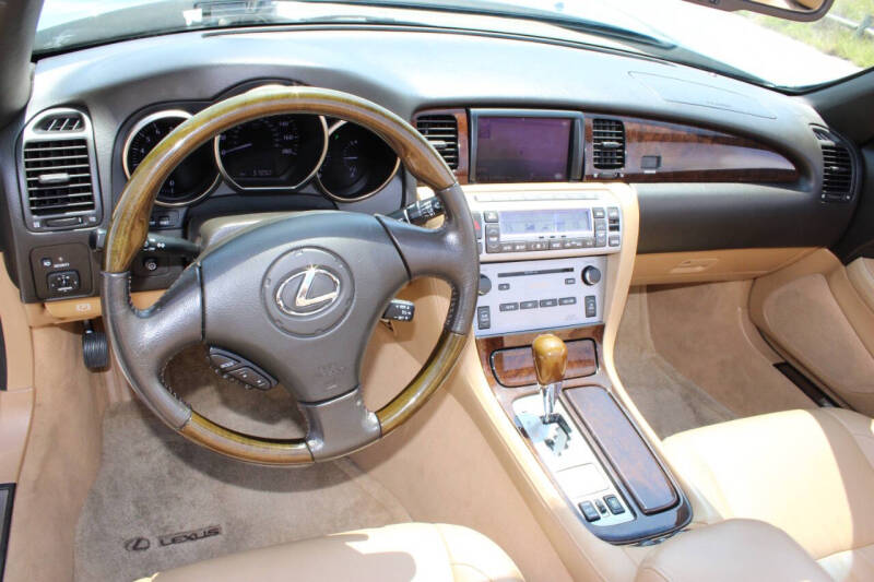 2010 Lexus SC 430