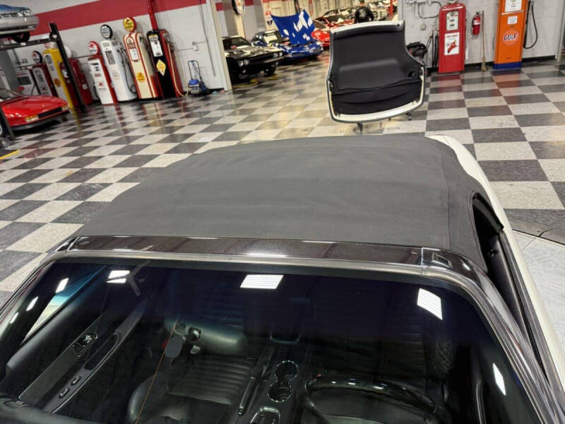 2003 Ford Thunderbird