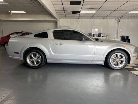 2006 Ford Mustang GT Deluxe