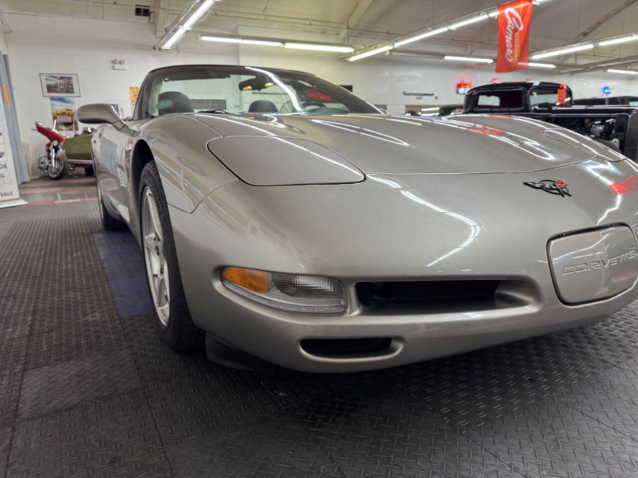 2000 Chevrolet Corvette 34