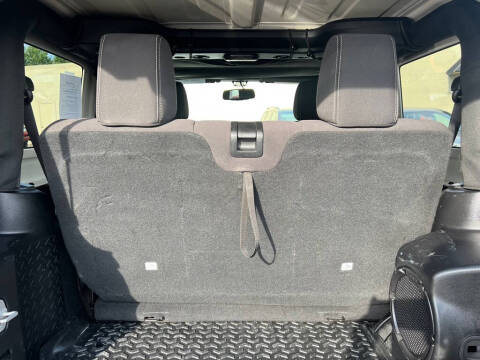 2013 Jeep Wrangler Sahara