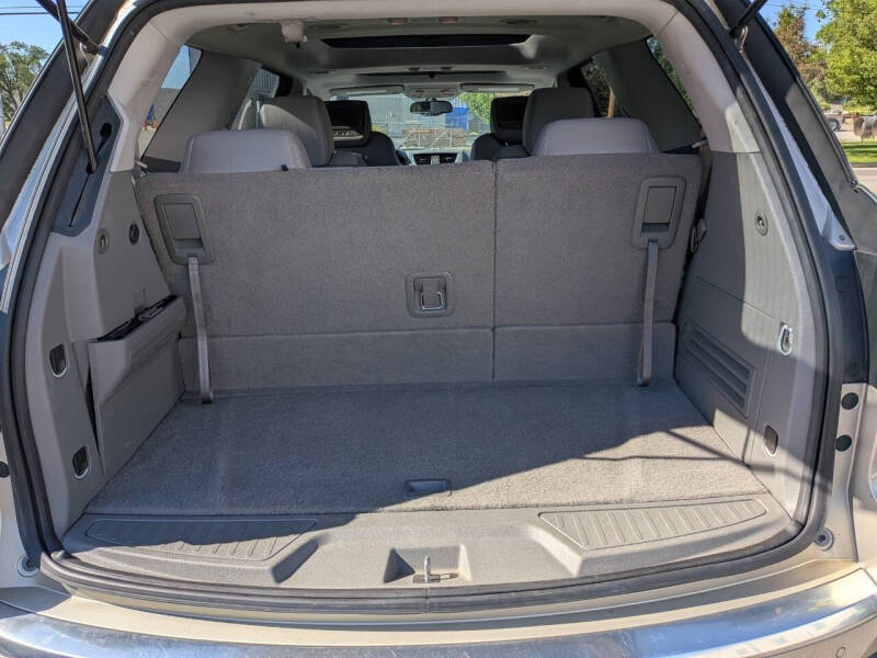 2015 GMC Acadia SLE-2