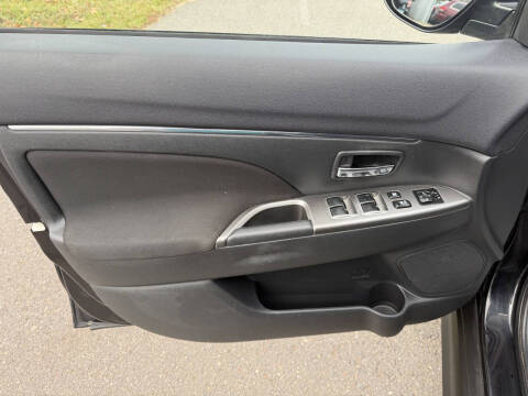 2018 Mitsubishi Outlander Sport LE