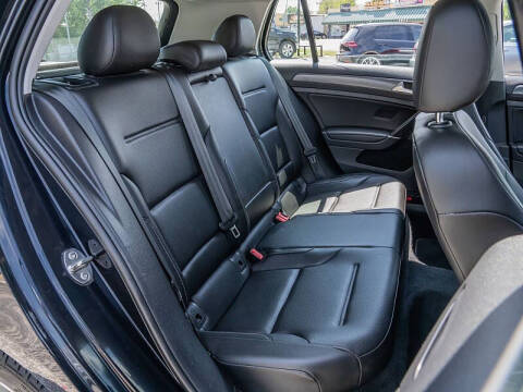 2021 Volkswagen Golf TSI