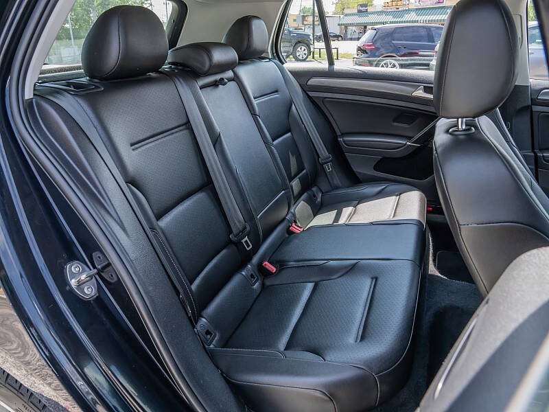 2021 Volkswagen Golf TSI