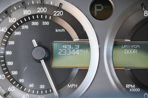 2005 Aston Martin DB9 Volante